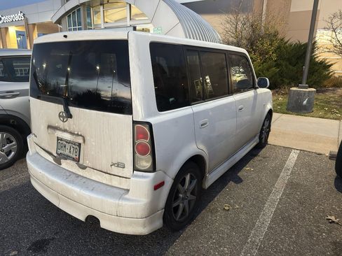 Used 2006 Scion xB image 4