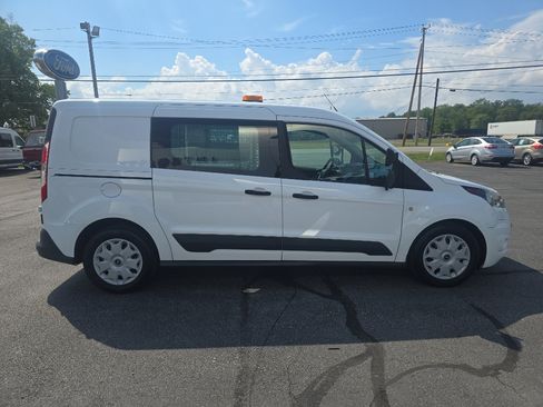 Used 2014 Ford Transit Connect XLT image 5