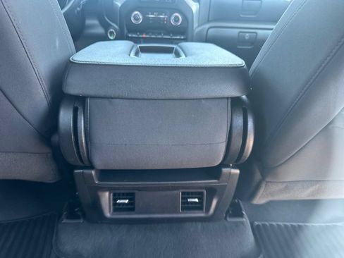 Used 2022 Chevrolet Silverado 1500 Custom Trail Boss AWD/4WD image 24