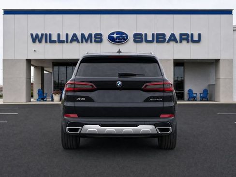 Used 2022 BMW X5 xDrive40i w/ Parking Assistance Package AWD/4WD image 7