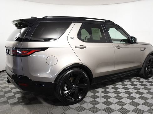 Used 2023 Land Rover Discovery S R-Dynamic AWD/4WD image 7