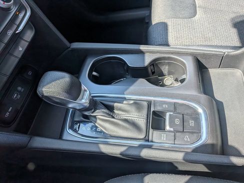Used 2019 Hyundai Santa Fe SEL AWD/4WD image 15