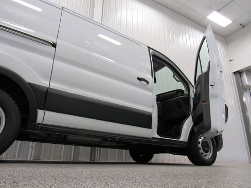 Used 2020 Ford Transit 150 Low Roof RWD image 21