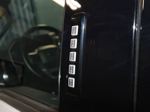 Used 2022 Ford F150 XLT w/ Equipment Group 302A High image 44