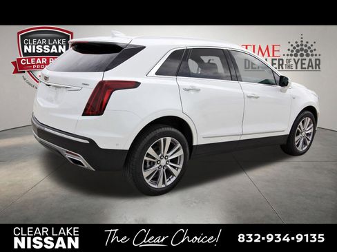 Used 2023 Cadillac XT5 Premium Luxury w/ Technology Package FWD image 7