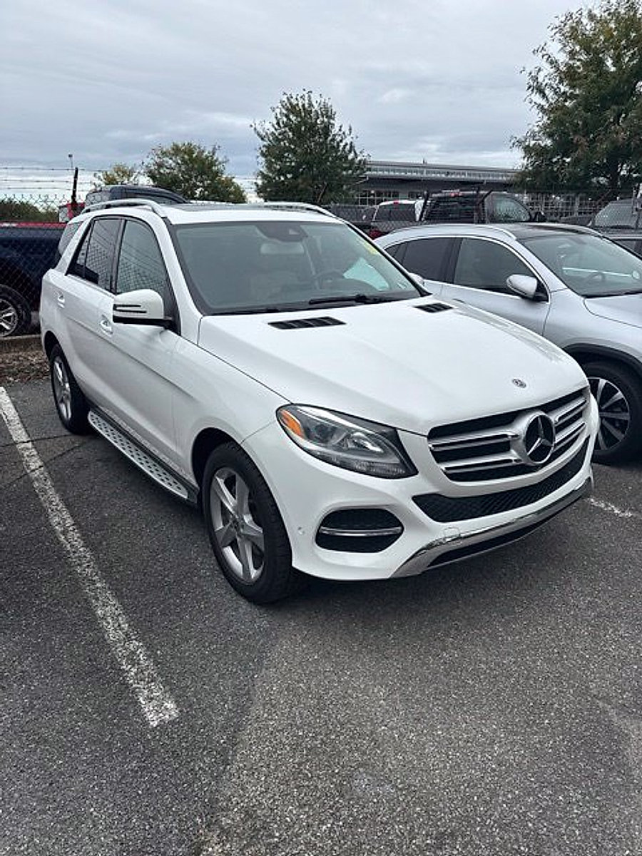Certified 2018 Mercedes-Benz GLE 350 4MATIC image 2