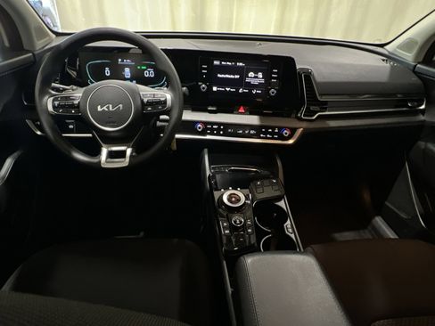 Used 2023 Kia Sportage LX AWD/4WD image 40