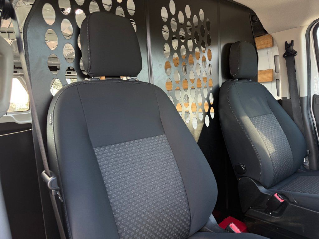 Used 2025 Ford Transit 250 Low Roof w/ Exterior Upgrade Package RWD image 25