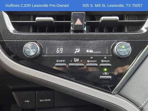 Used 2021 Toyota Camry SE image 20