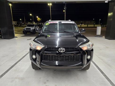Used 2014 Toyota 4Runner SR5 image 8