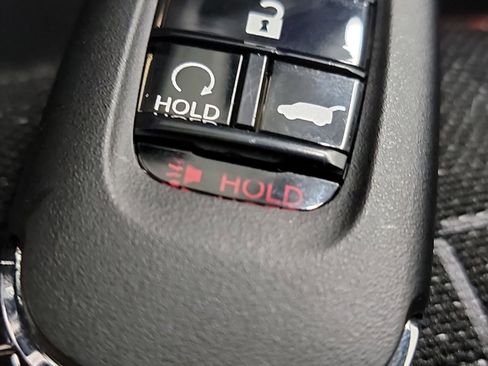 Certified 2025 Honda HR-V Sport image 31