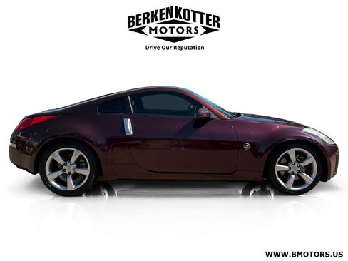 Used 2006 Nissan 350Z Enthusiast w/ (N93) Cargo Convenience Pkg RWD image 2