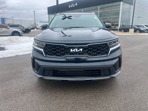 Used 2022 Kia Sorento S image 2