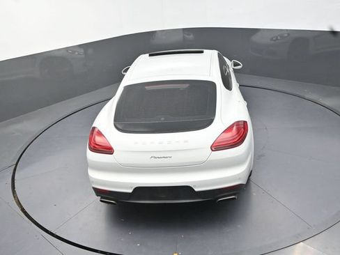 Used 2016 Porsche Panamera 4 AWD/4WD image 28