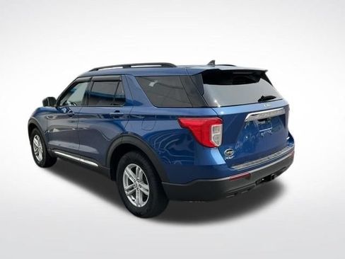 Used 2021 Ford Explorer XLT w/ Class III Trailer Tow Package AWD/4WD image 14