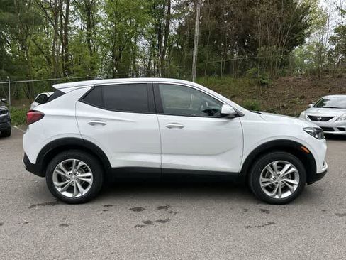 Used 2023 Buick Encore GX Preferred w/ Cold Weather Comfort Package AWD/4WD image 3