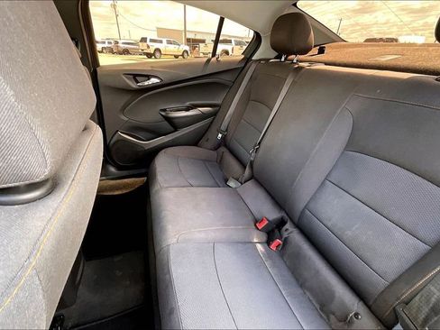 Used 2019 Chevrolet Cruze LS w/ LS Convenience Package FWD image 19