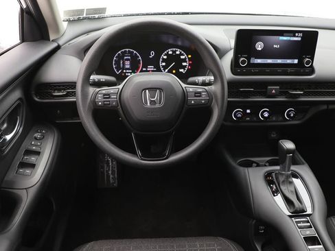 Used 2025 Honda HR-V LX image 13