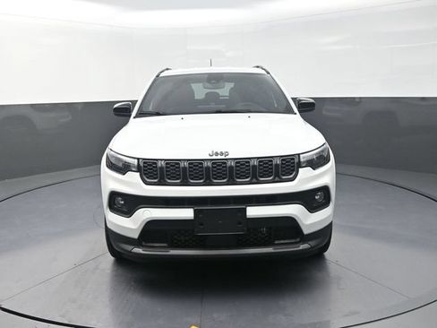 New 2026 Jeep Compass Latitude AWD/4WD image 4
