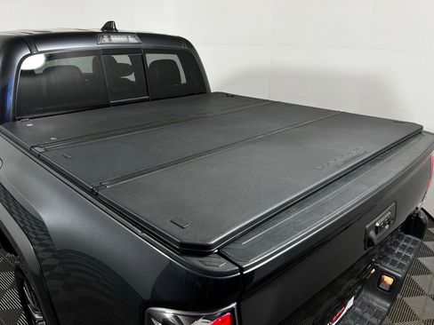 Used 2023 Toyota Tacoma Limited AWD/4WD image 28