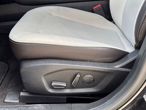 Used 2019 Ford Fusion SE w/ Equipment Group 151A image 25