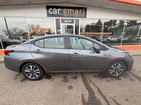 Used 2023 Nissan Versa SV FWD image 8