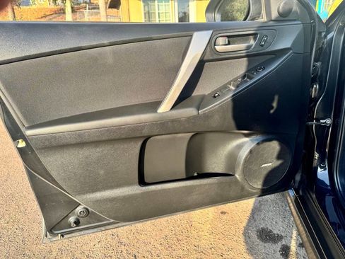 Used 2011 MAZDA MAZDA3 s Sport image 10