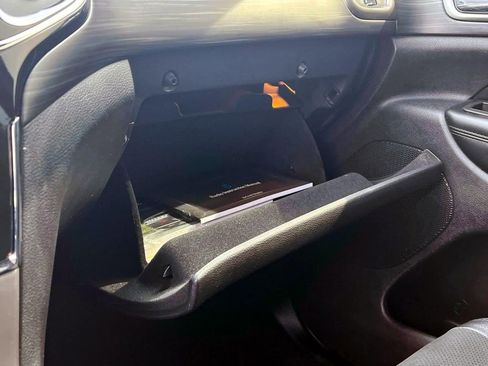 Used 2022 Jeep Grand Cherokee Laredo X image 26