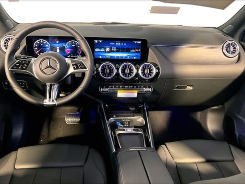 New 2026 Mercedes-Benz GLA 250 4MATIC image 7