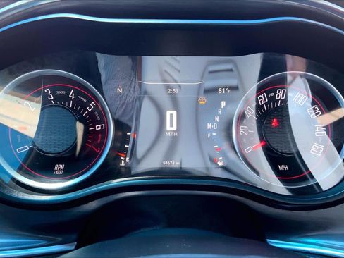 Used 2016 Dodge Challenger SXT image 26