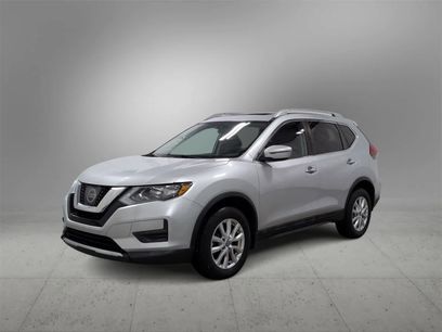 Used 2017 Nissan Rogue SV w/ Sun & Sound Touring Package