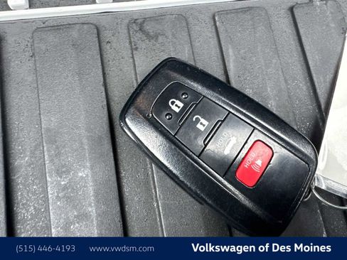 Used 2022 Toyota Camry XSE w/ Navigation Package image 20