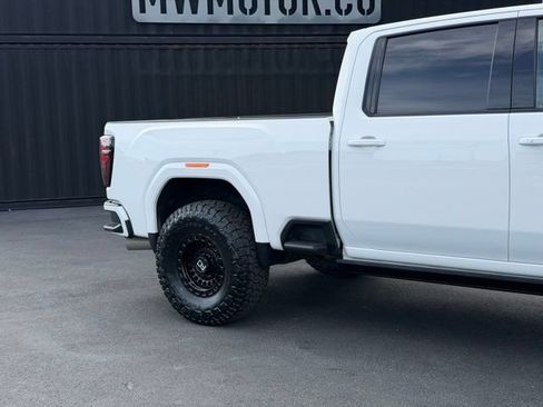 Used 2024 GMC Sierra 3500 AT4 w/ AT4 Premium Plus Package AWD/4WD image 4
