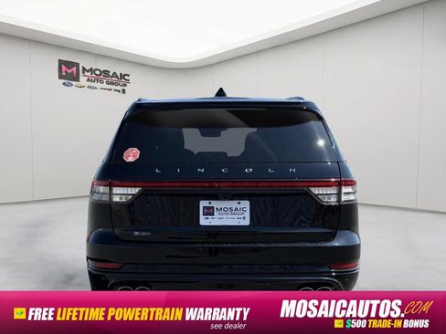 Used 2025 Lincoln Aviator Reserve w/ Jet Appearance Package AWD/4WD image 4