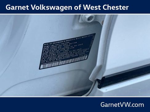 Certified 2024 Volkswagen Tiguan SE R-Line AWD/4WD image 18