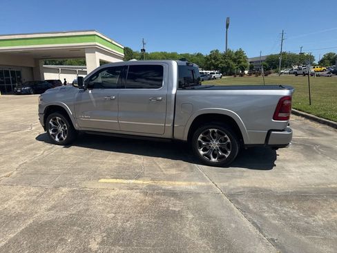 Used 2022 RAM 1500 Limited image 10