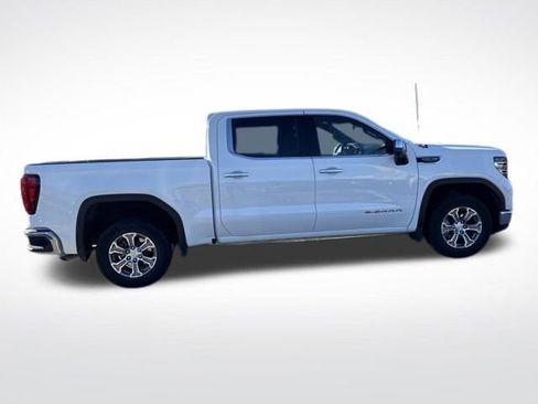 Used 2024 GMC Sierra 1500 SLT image 7