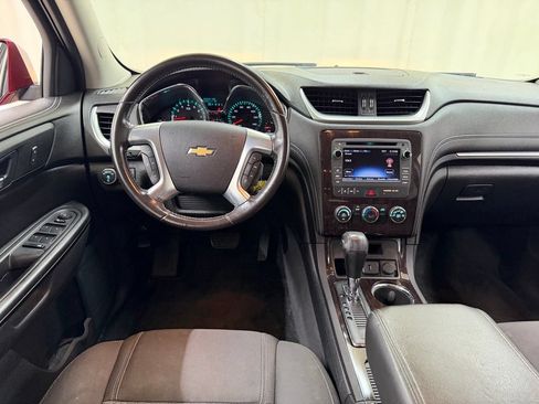 Used 2017 Chevrolet Traverse LT AWD/4WD image 31