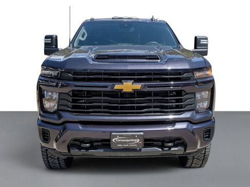Used 2024 Chevrolet Silverado 2500 Custom w/ Custom Value Package AWD/4WD image 3