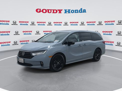 Certified 2024 Honda Odyssey Sport image 4
