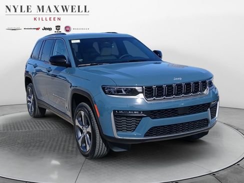 New 2026 Jeep Grand Cherokee Limited AWD/4WD image 2