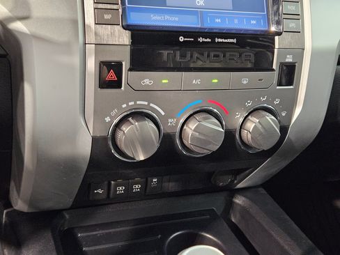 Used 2021 Toyota Tundra SR5 w/ SR5 Leather Package RWD image 31