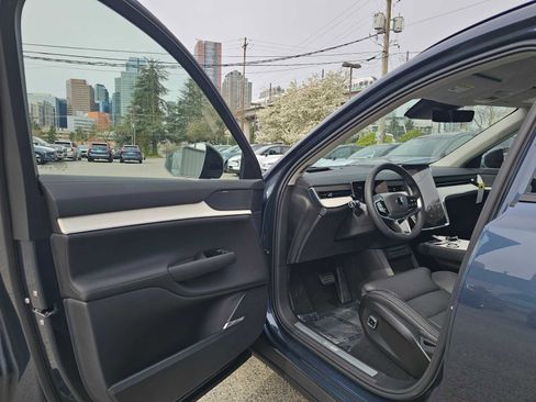 New 2026 Volvo EX90 Ultra image 22