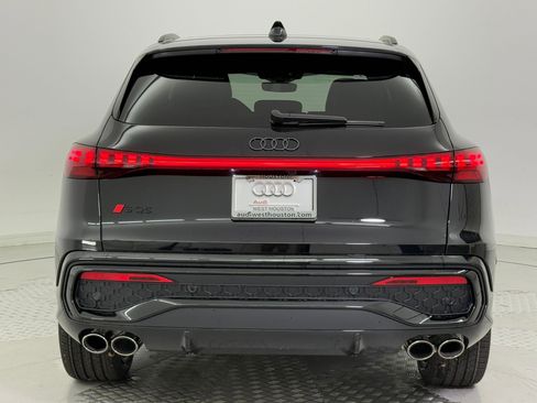 New 2025 Audi SQ5 Premium Plus image 10