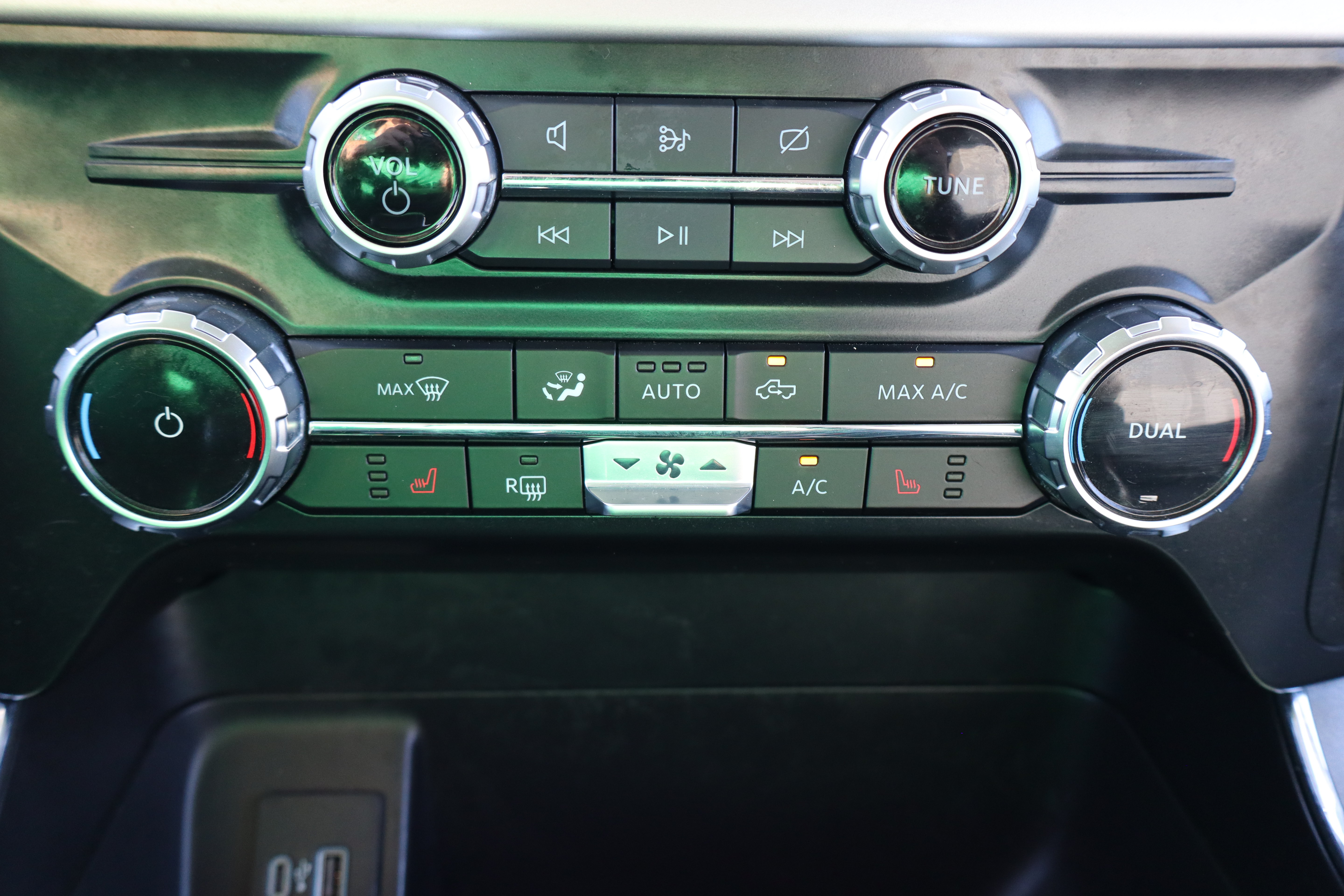 Used 2023 Ford F150 XLT w/ Equipment Group 302A High AWD/4WD image 22