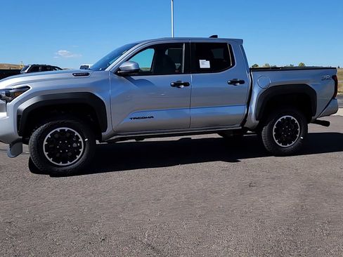 New 2025 Toyota Tacoma TRD Off-Road image 2