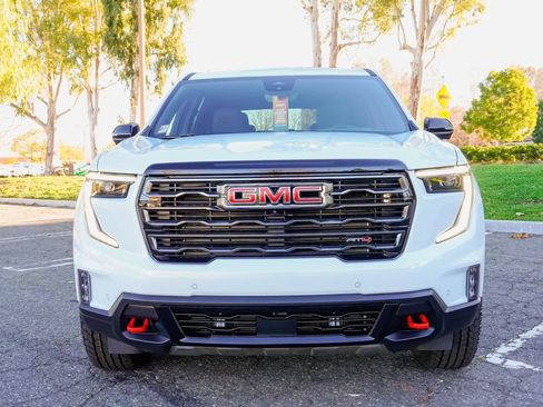 Used 2026 GMC Acadia AT4 w/ Super Cruise Package AWD/4WD image 4