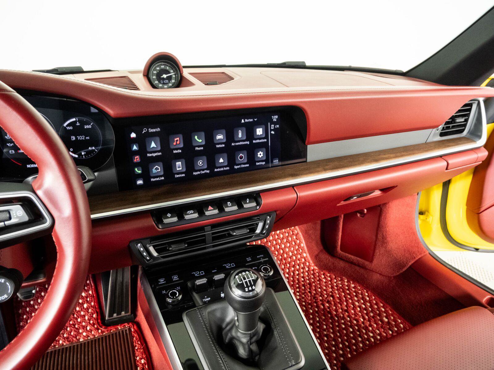 Used 2024 Porsche 911 Carrera S RWD image 13