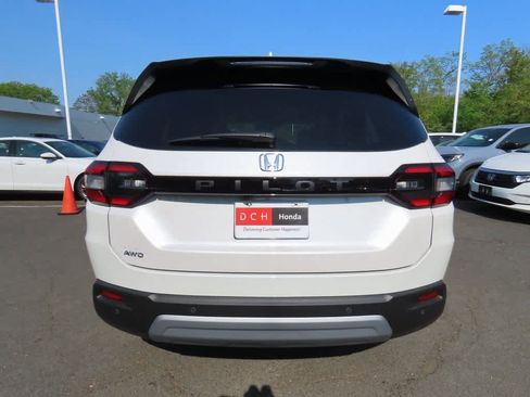 New 2025 Honda Pilot EX-L image 5