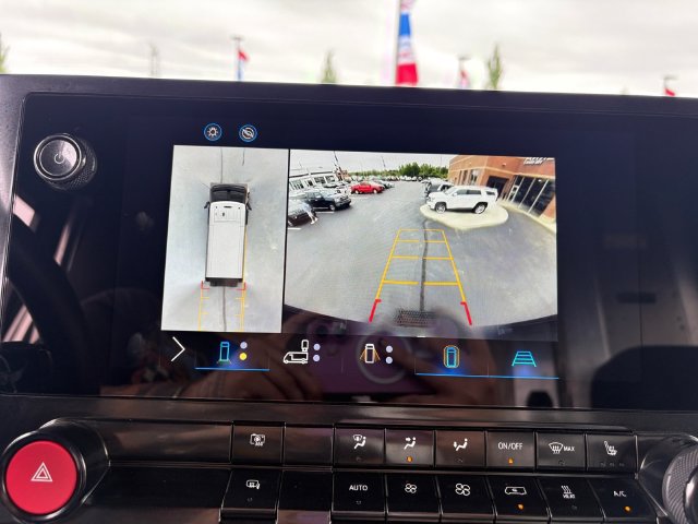 Used 2024 Chevrolet Brightdrop 400 w/ Commercial Equipment Package AWD/4WD image 24